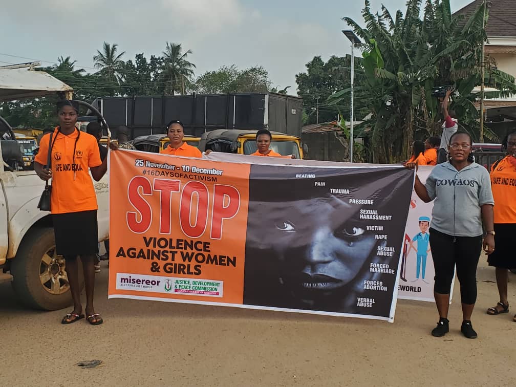IJEBU-ODE PAINTED ORANGE AS JDPC, IN PARTNERSHIP WITH UNHCR, COWAOS AND NPF EMBARKED ON ROADWALK TO RAISE AWARENESS ON GENDER BASED VIOLENCE